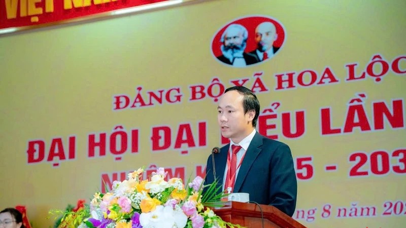 Yên Tuấn Hưng được chỉ định giữ chức Bí thư Đảng ủy xã Hoa Lộc, nhiệm kỳ 2025-2030. Yên Tuấn Hưng được chỉ định giữ chức Bí thư Đảng ủy xã Hoa Lộc, nhiệm kỳ 2025-2030.