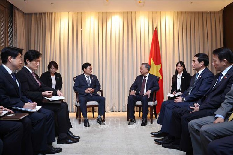 Tổng Bí thư chia sẻ trên con đường phát triển của mình, Việt Nam mong muốn tăng cường hợp tác với các nước - Ảnh: TTXVN