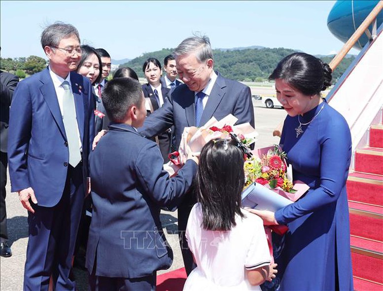 Tổng Bí thư Tô Lâm và Phu nhân bắt đầu thăm cấp Nhà nước Đại Hàn Dân Quốc