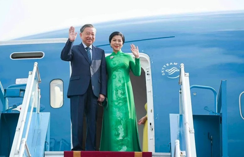 Tổng Bí thư Tô Lâm và Phu nhân lên đường thăm cấp Nhà nước Đại Hàn Dân Quốc.