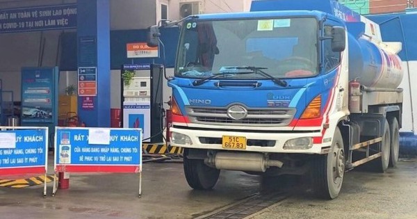 Trường hợp nào được miễn giấy phép vận chuyển hàng hóa nguy hiểm?