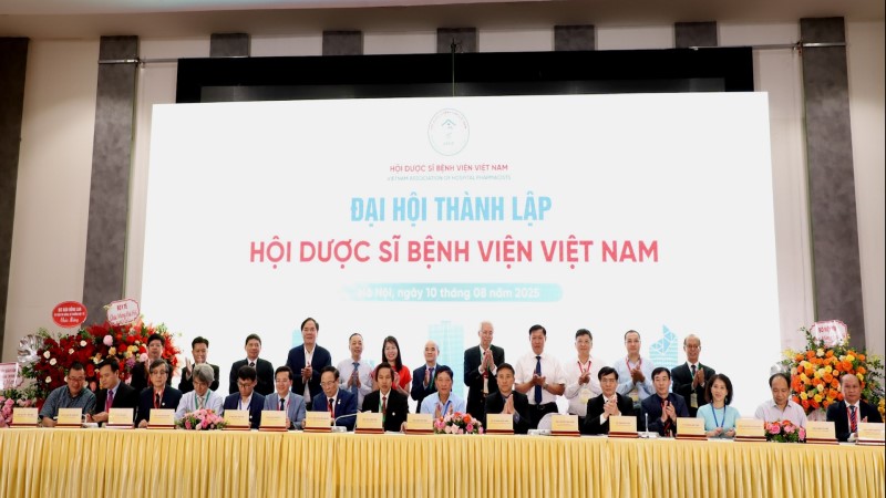 Thành lập Hội Dược sĩ bệnh viện Việt Nam