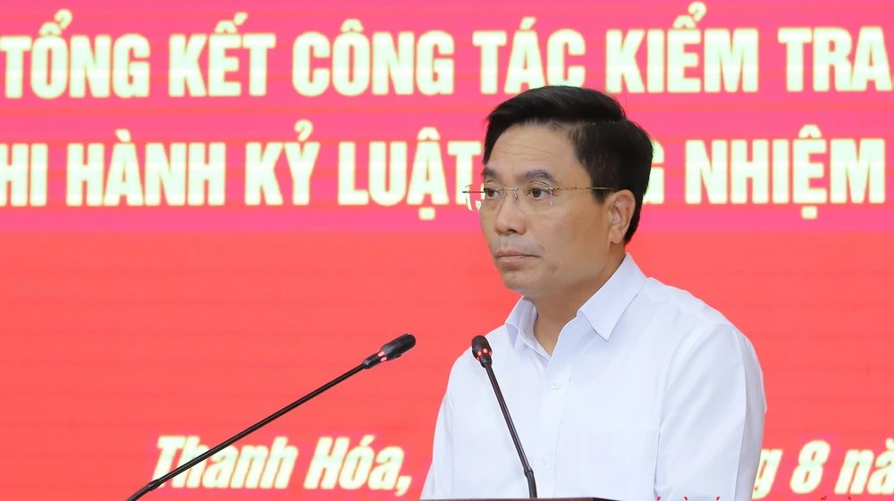 Bí thư Tỉnh ủy Nguyễn Doãn Anh phát biểu chỉ đạo hội nghị.