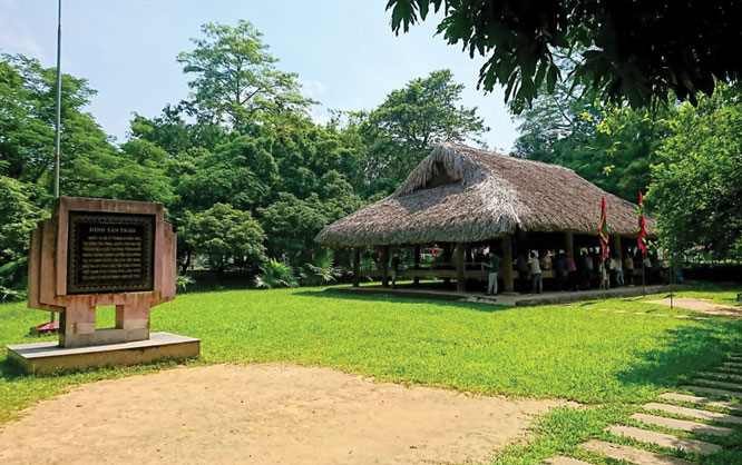 Khảo sát điều kiện thực tiễn tổ chức Chương trình “Về nguồn”