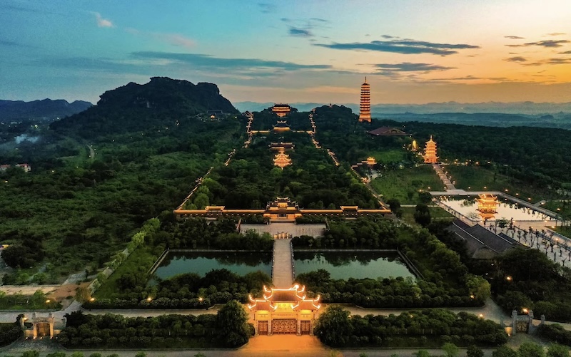 Chùa Bái Đính được Tripadvisor trao Giải thưởng "Giải Travellers' Choice – Điểm đến nổi bật với "Tích Xanh"