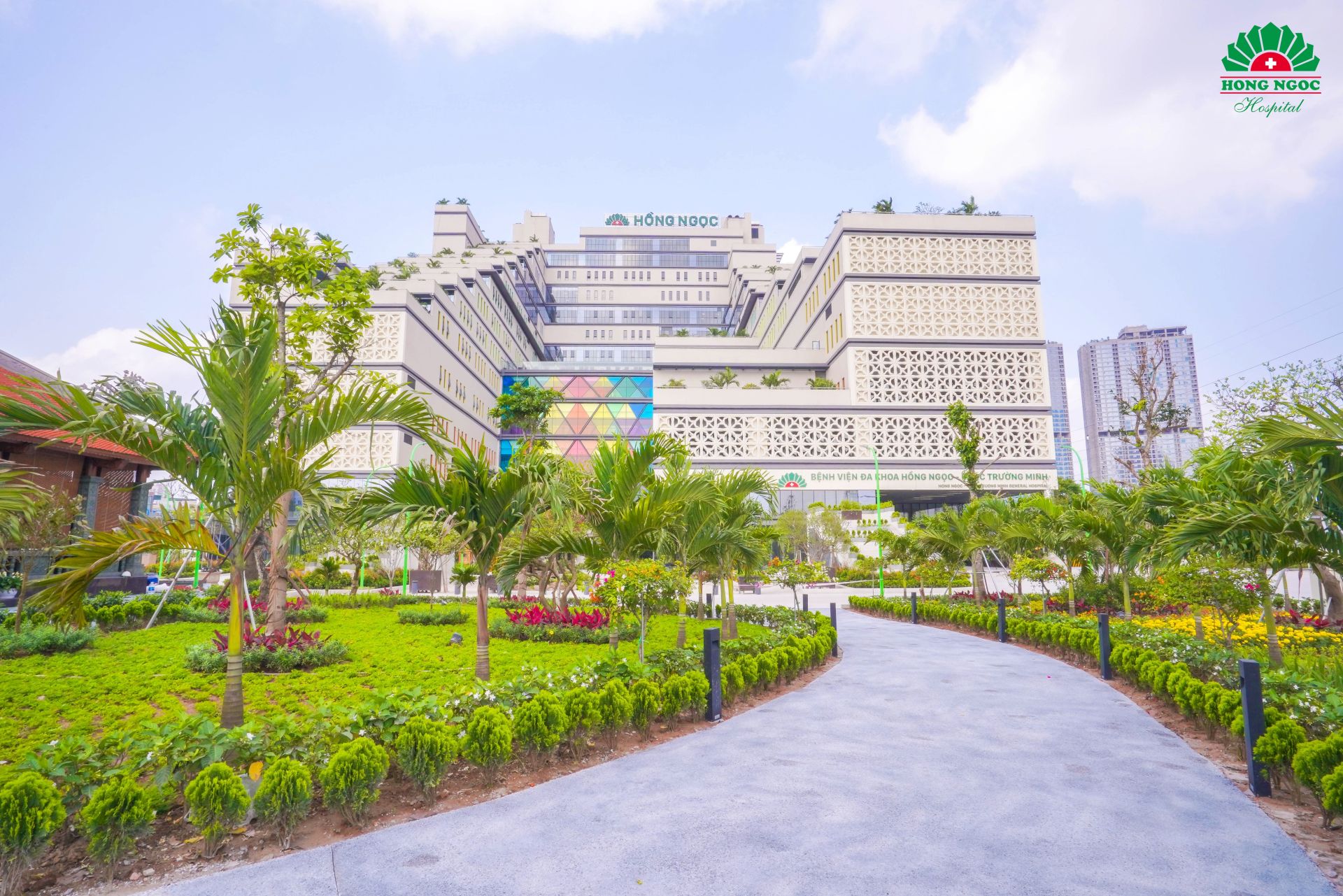 Khuôn viên Bệnh viện