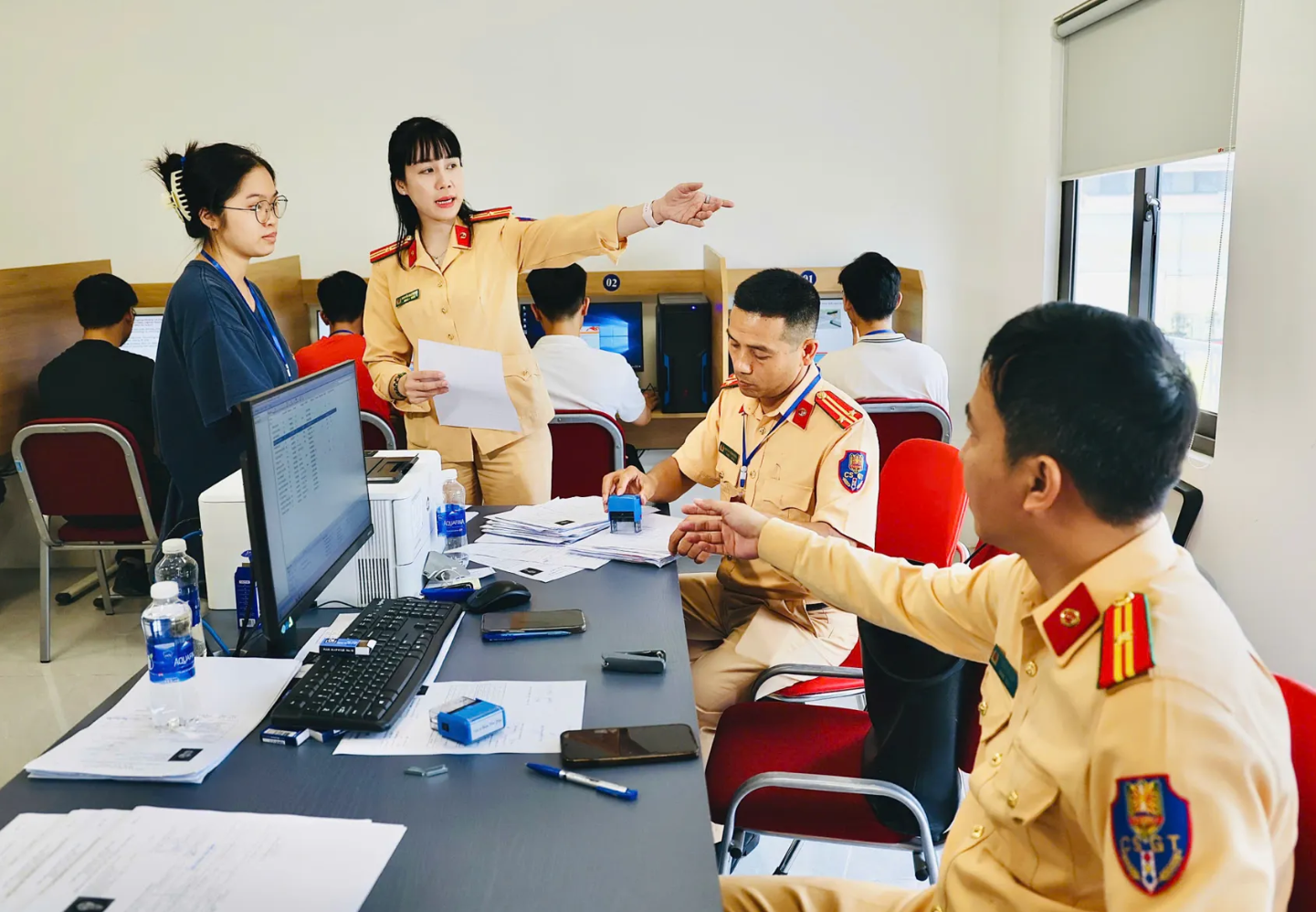 Hà Nội: Người thi đạt, sẽ được cấp số GPLX sau 2 giờ hoàn thiện hồ sơ