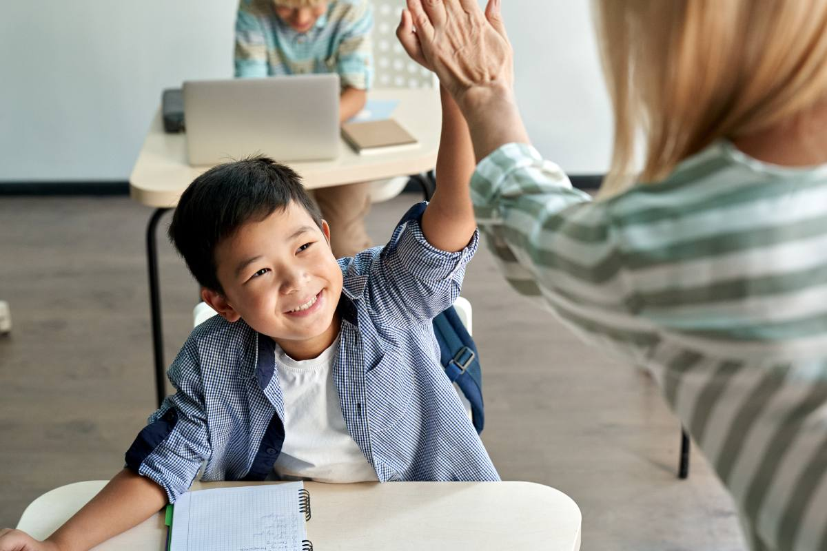 Can thiệp tốt giúp trẻ tăng động mau chóng hòa nhập và học tập tiến bộ Can thiệp tốt giúp trẻ tăng động mau chóng hòa nhập và học tập tiến bộ