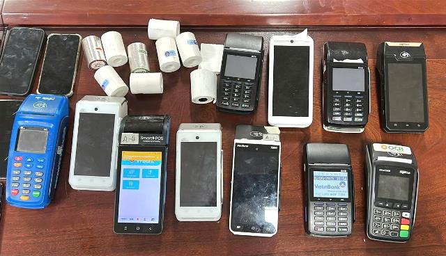 Một số tang vật liên quan đến vụ án được Công an TP Đà Nẵng thu giữ. Một số tang vật liên quan đến vụ án được Công an TP Đà Nẵng thu giữ.