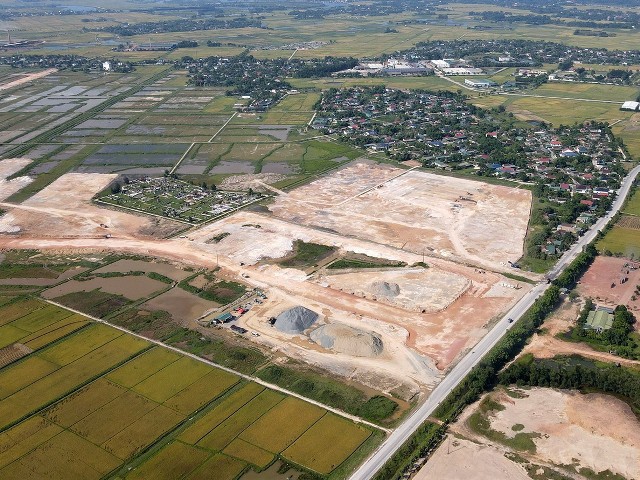 Hà Tĩnh kiến nghị điều chỉnh hướng tuyến đường sắt tốc độ cao nhằm giảm tác động đến công trình trọng điểm