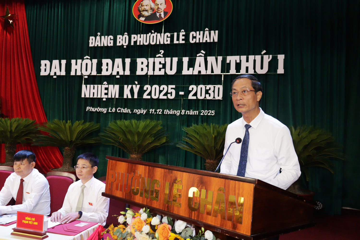 Đồng chí Phó Bí thư Thường trực Thành uỷ Đỗ Mạnh Hiến phát biểu chỉ đạo tại Đại hội.