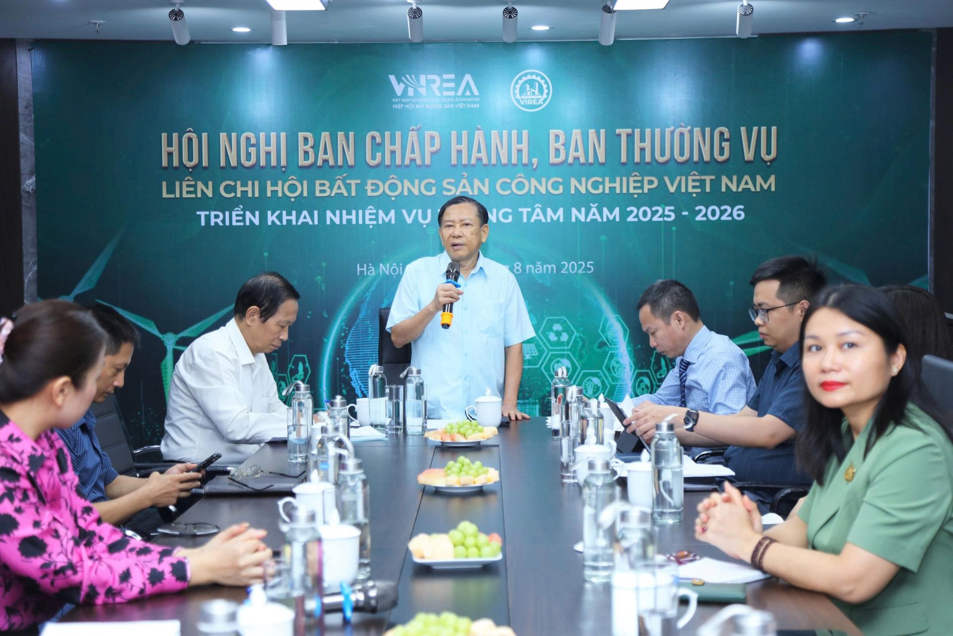 TS. Nguyễn Văn Khôi, Chủ tịch VNREA phát biểu chỉ đạo tại Hội nghị