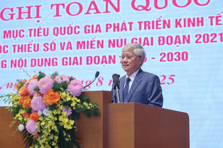 Đồng chí Đỗ Văn Chiến, Ủy viên Bộ Chính trị, Bí thư Trung ương Đảng, Chủ tịch Ủy ban Trung ương Mặt trận Tổ quốc Việt Nam phát biểu tại hội nghị - Ảnh: VGP/Nhật Bắc Đồng chí Đỗ Văn Chiến, Ủy viên Bộ Chính trị, Bí thư Trung ương Đảng, Chủ tịch Ủy ban Trung ương Mặt trận Tổ quốc Việt Nam phát biểu tại hội nghị - Ảnh: VGP/Nhật Bắc