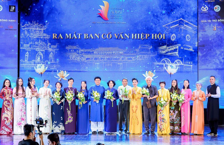 Ban Cố vấn giàu kinh nghiệm của Hiệp hội.