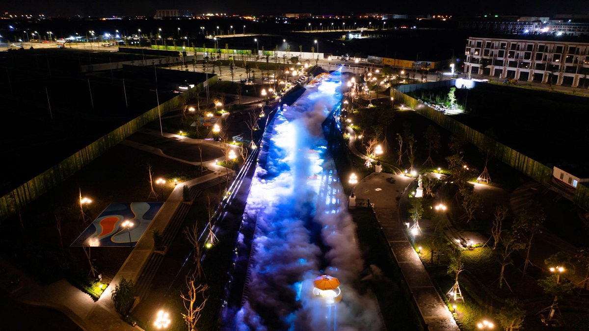 Hai công trình điểm nhấn của dự án được xác lập kỷ lục Quốc gia, bao gồm Tuyến phố đi bộ Millennia Journey và Dòng sông Ánh sáng đã chính thức khai trương ngày 9/8 Hai công trình điểm nhấn của dự án được xác lập kỷ lục Quốc gia, bao gồm Tuyến phố đi bộ Millennia Journey và Dòng sông Ánh sáng đã chính thức khai trương ngày 9/8