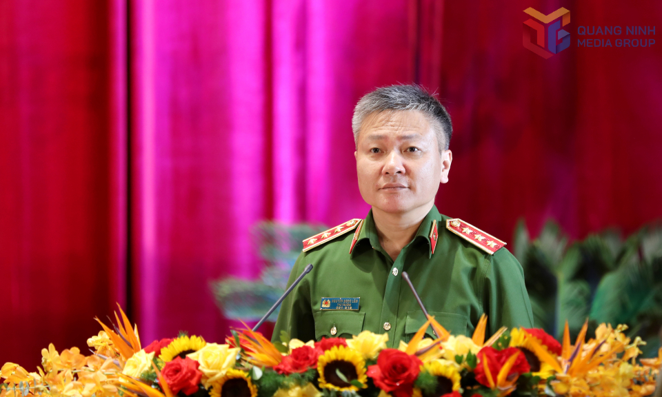 Thượng tướng Nguyễn Ngọc Lâm, Ủy viên Ban Thường vụ Đảng ủy Công an Trung ương, Thứ trưởng Bộ Công an, phát biểu tại Đại hội.