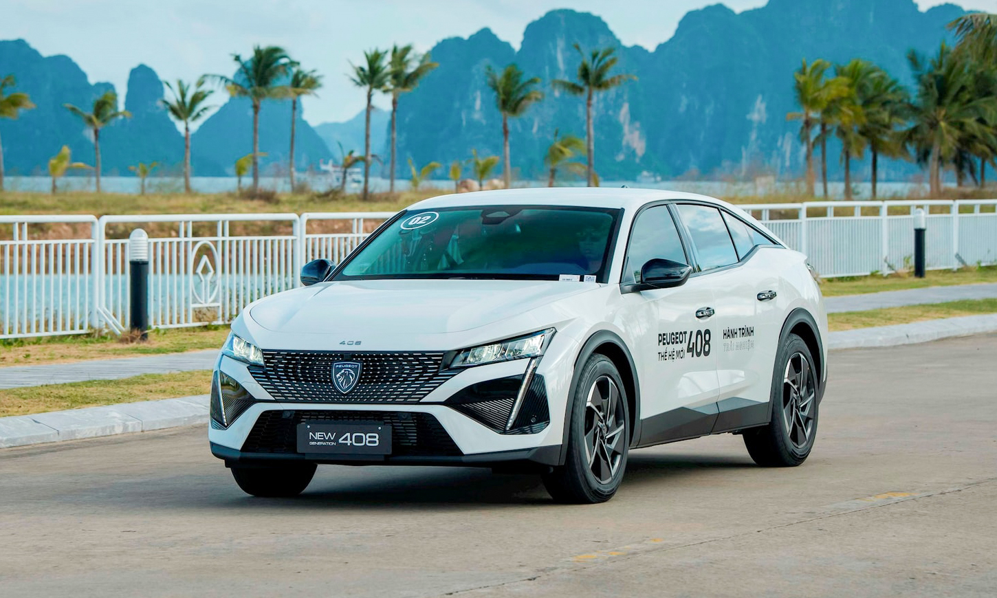 Thị trường ô tô Việt Nam tháng 7 chững lại, sedan và xe hybrid vẫn bứt tốc
