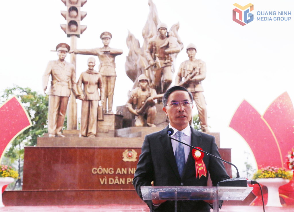 Ông Phạm Đức Ấn, Chủ tịch UBND tỉnh Quảng Ninh phát biểu tại buổi lễ.