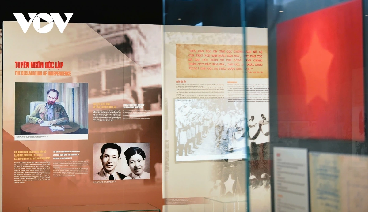 Nhiều hiện vật, tài liệu quý được trưng bày tại triển lãm