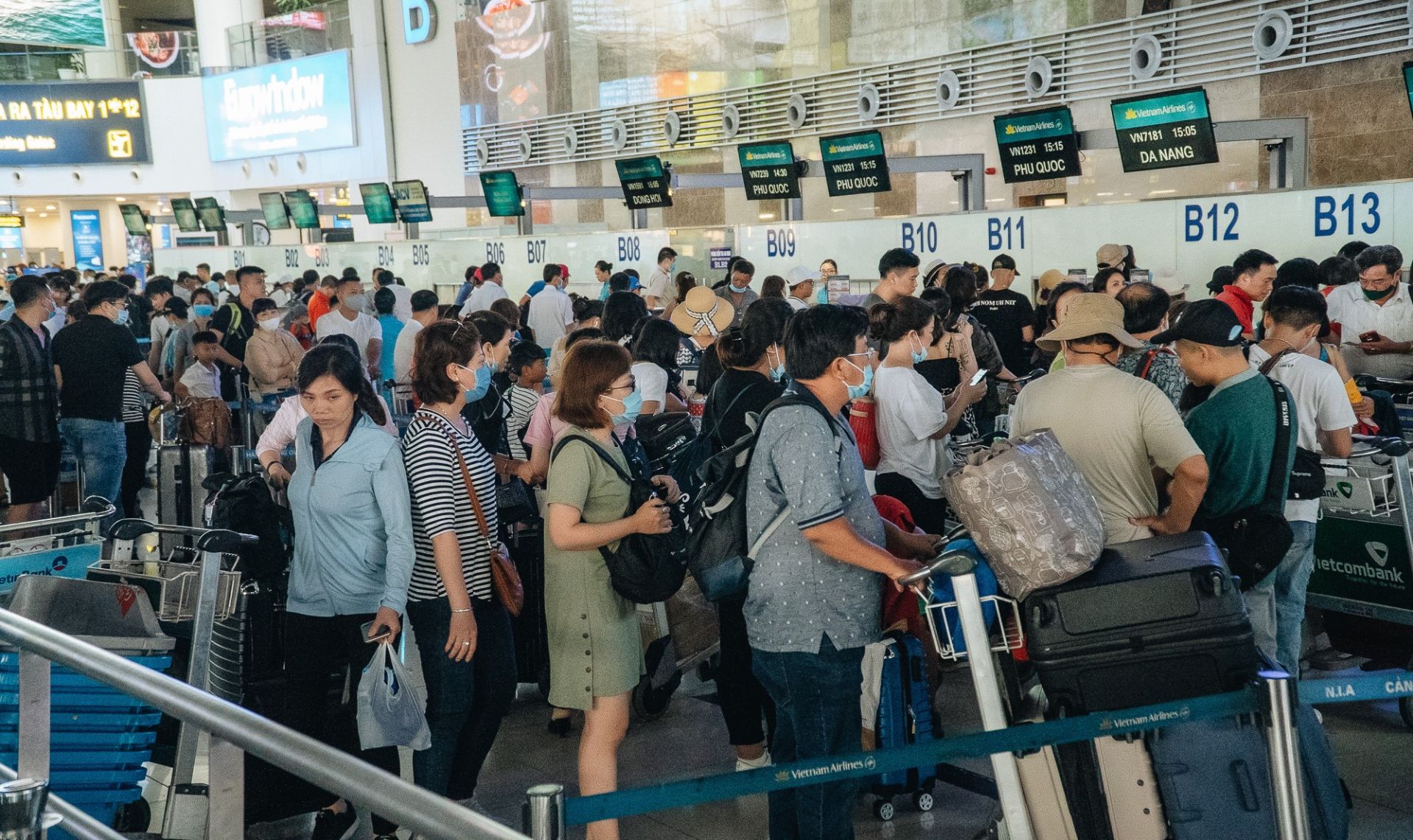 Sân bay Nội Bài có thể đón gần 110.000 lượt khách/ngày trong dịp Lễ