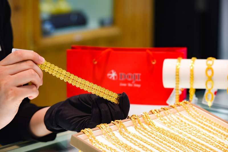 Giá vàng hôm nay 13/8: Vàng trong nước không đổi Giá vàng hôm nay 13/8: Vàng trong nước không đổi