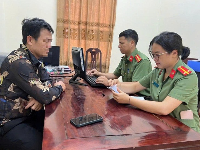 Bị xử phạt 7,5 triệu đồng vì livestream xúc phạm trưởng bản ở Nghệ An