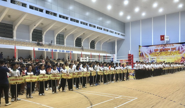 Các CLB, đoàn VĐV tham dự giải. Ảnh: Viết Hiền Các CLB, đoàn VĐV tham dự giải. Ảnh: Viết Hiền