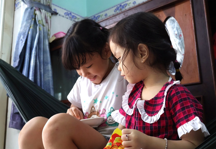 Niềm vui đến trường của con trẻ sẽ trọn vẹn hơn với sự đồng hành của Home Credit Niềm vui đến trường của con trẻ sẽ trọn vẹn hơn với sự đồng hành của Home Credit