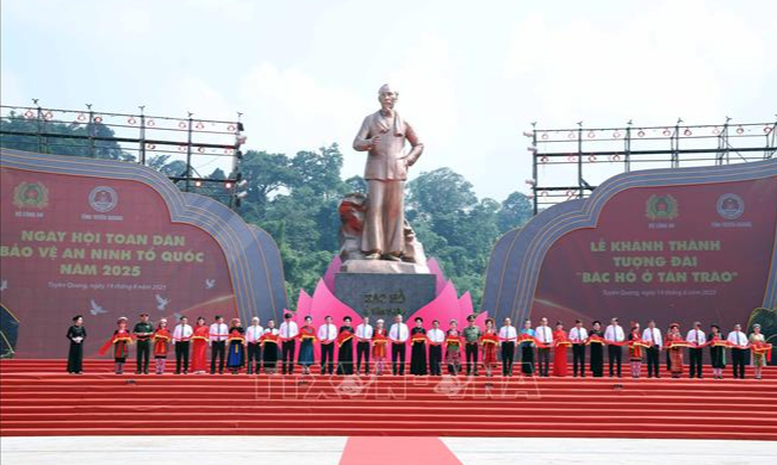 Tổng Bí thư Tô Lâm dự Ngày hội Toàn dân bảo vệ an ninh Tổ quốc tại Tuyên Quang