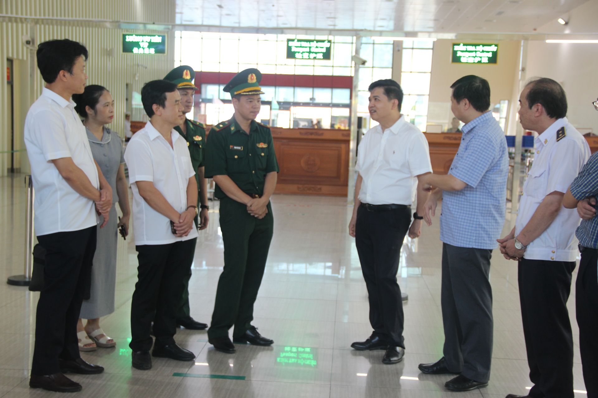 Cục Phòng bệnh kiểm tra công tác phòng, chống dịch Chikungunya tại Lạng Sơn