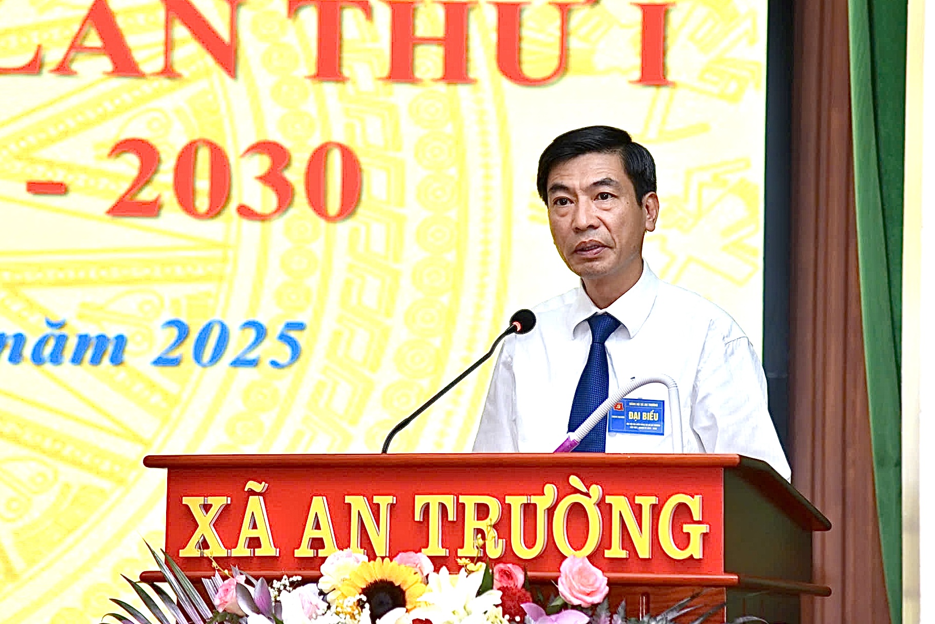 Đồng chí Nguyễn Văn Phú, Uỷ viên Ban Thường vụ Thành uỷ, Hiệu trưởng Trường Chính trị Tô Hiệu phát biểu chỉ đạo Đại hội.