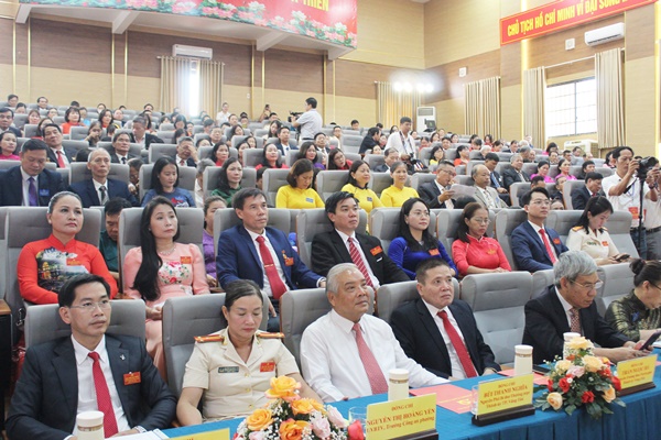 Đại biểu dự Đại hội