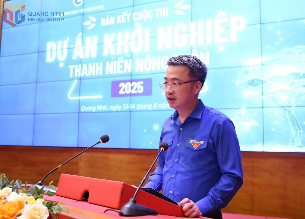 Ông Nguyễn Tường Lâm, Bí thư Ban Chấp hành Trung ương Đoàn, Chủ tịch Hội Liên hiệp Thanh niên Việt Nam phát biểu khai mạc. Ông Nguyễn Tường Lâm, Bí thư Ban Chấp hành Trung ương Đoàn, Chủ tịch Hội Liên hiệp Thanh niên Việt Nam phát biểu khai mạc.