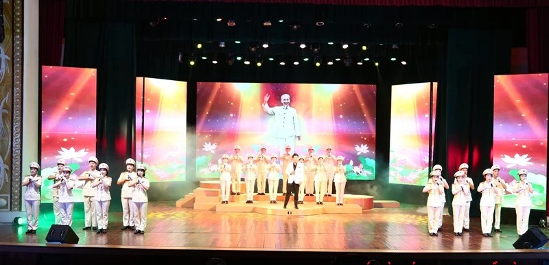 Chương trình nghệ thuật đặc biệt "Công an Thanh Hóa - Vang mãi bản hùng ca"