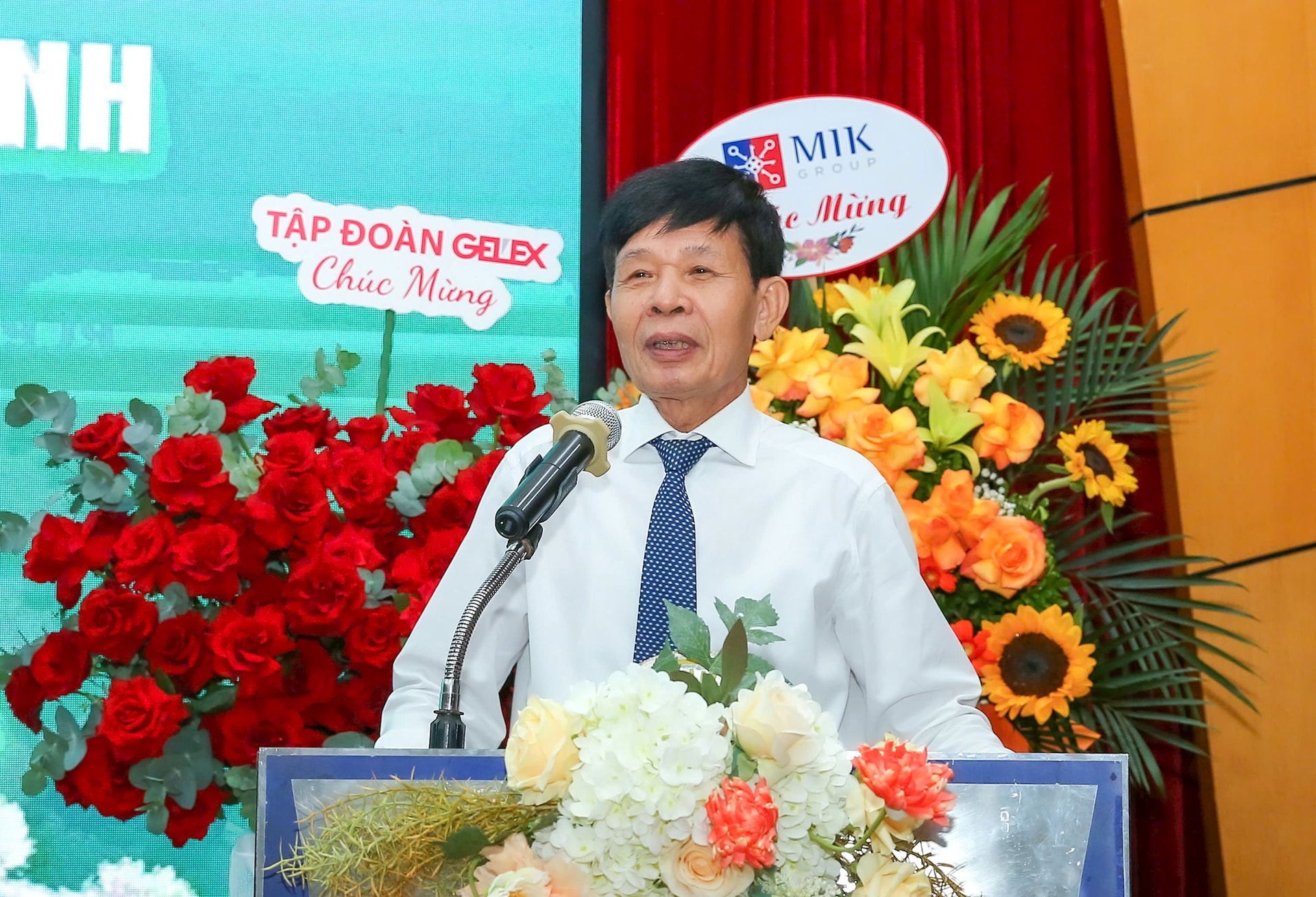 Ông Chu Phạm Ngọc Hiển - Chủ tịch Hội Nước và Môi trường Việt Nam phát biểu chào mừng Diễn đàn