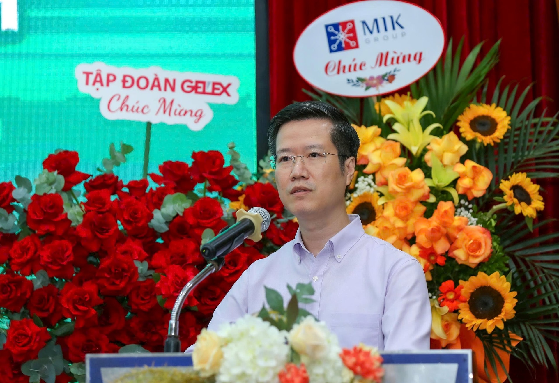 Ông Dương Duy Hưng – Vụ trưởng, Vụ Kinh tế tổng hợp, Ban Chính sách, Chiến lược Trung ương phát biểu chia sẻ tại Diễn đàn