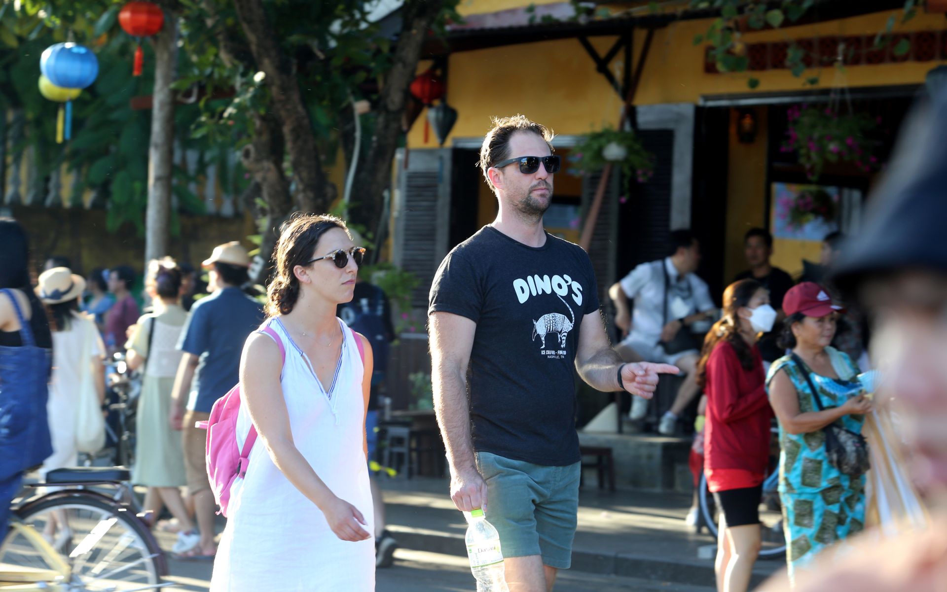 Với việc miễn thị thực cho công dân 12 nước châu Âu với mục đích du lịch được kỳ vọng sẽ là “cú hích” lớn giúp ngành du lịch Việt Nam thu hút dòng khách quốc tế chất lượng cao. (Ảnh minh họa) Với việc miễn thị thực cho công dân 12 nước châu Âu với mục đích du lịch được kỳ vọng sẽ là “cú hích” lớn giúp ngành du lịch Việt Nam thu hút dòng khách quốc tế chất lượng cao. (Ảnh minh họa)