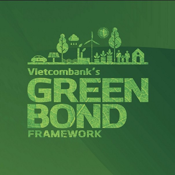 Vietcombank là ngân hàng đầu tiên tại Việt Nam phát hành trái phiếu xanh theo quy định pháp luật trong nước, đồng thời tự nguyện tuân thủ nguyên tắc trái phiếu xanh của ICMA