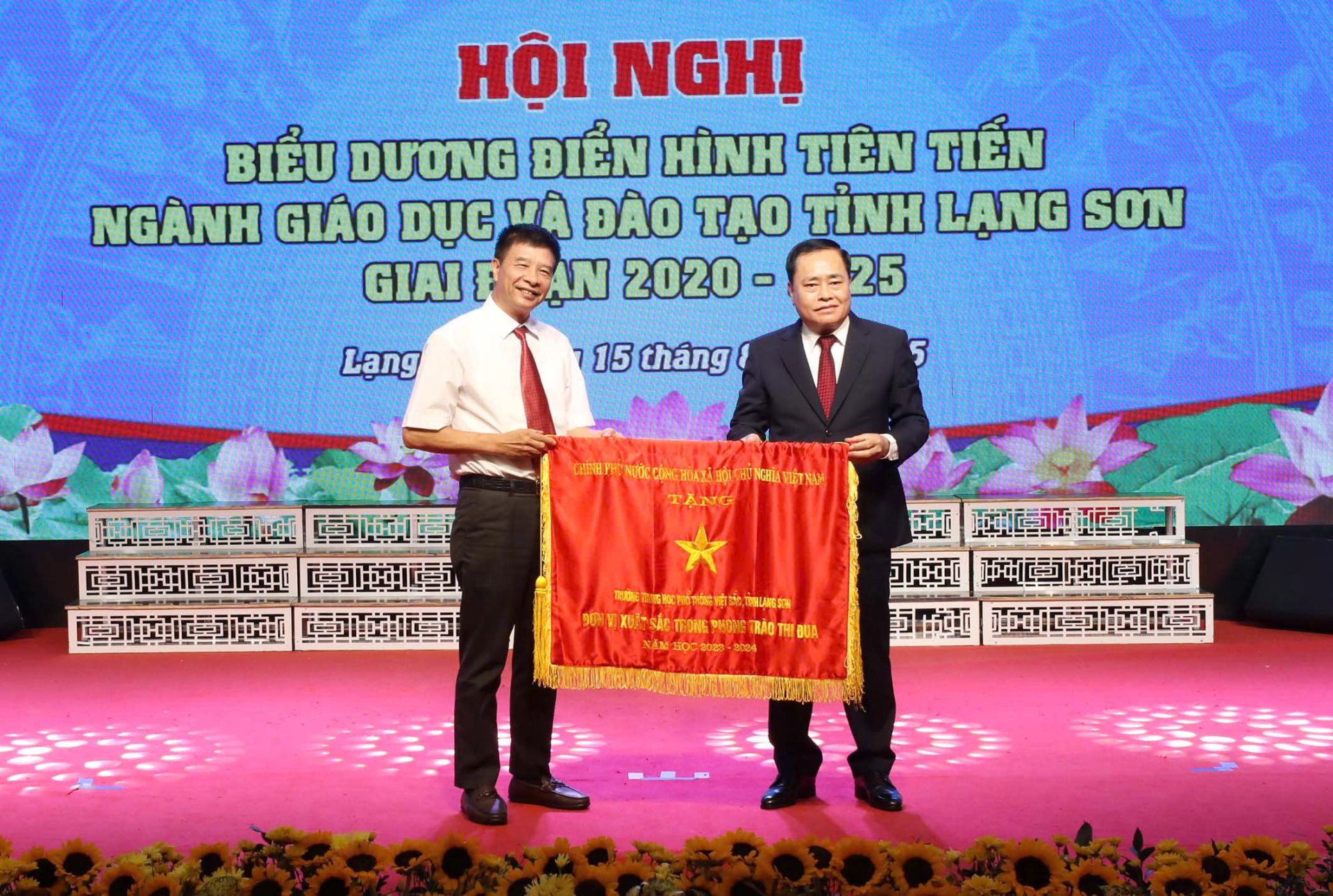 Lạng Sơn: Biểu dương điển hình tiên tiến ngành giáo dục giai đoạn 2020 – 2025