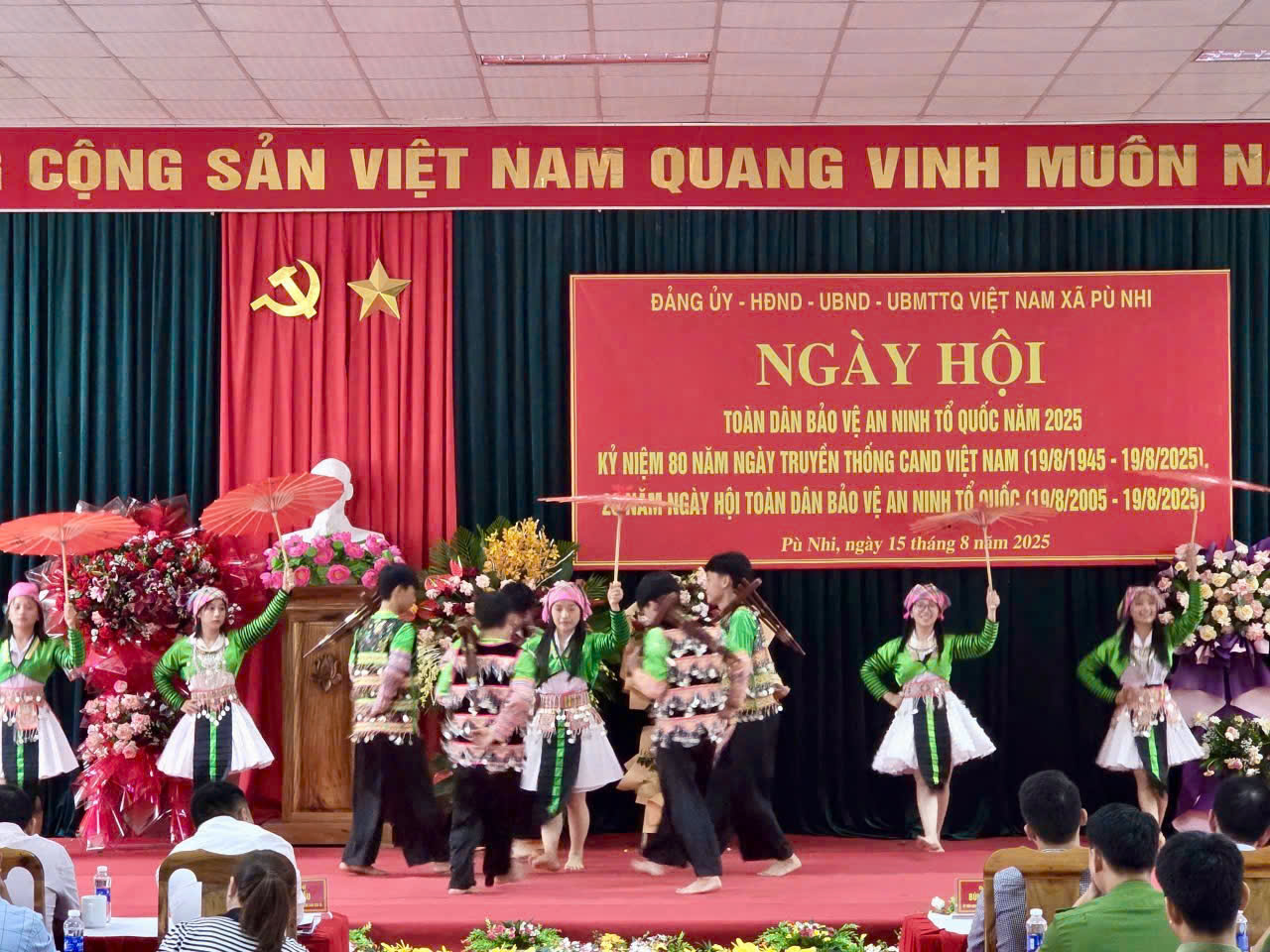 Văn nghệ chào mừng Ngày hội toàn dân bảo vệ an ninh Tổ quốc năm 2025