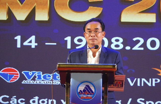 Phó Chủ tịch UBND thành phố Trần Anh Tuấn phát biểu tại buổi lễ.