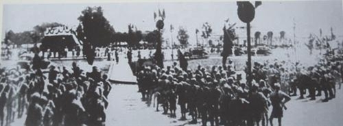 Các lực lượng Liêm phóng, Cảnh sát Bắc Bộ trong Lễ Tuyên ngôn Độc lập tại Quảng trường Ba Đình, Hà Nội ngày 2-9-1945. Ảnh tư liệu Các lực lượng Liêm phóng, Cảnh sát Bắc Bộ trong Lễ Tuyên ngôn Độc lập tại Quảng trường Ba Đình, Hà Nội ngày 2-9-1945. Ảnh tư liệu