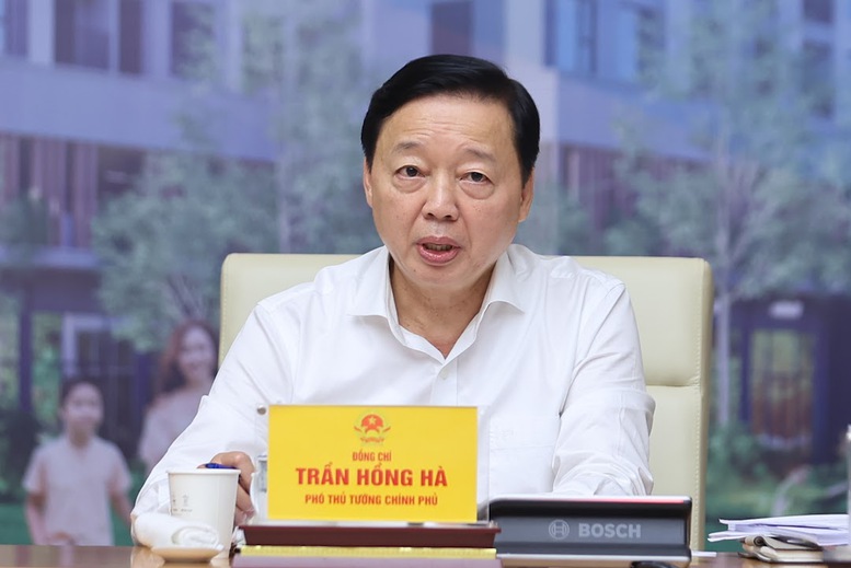 Phó Thủ tướng Trần Hồng Hà điều hành thảo luận tại Hội nghị - Ảnh: VGP/Nhật Bắc