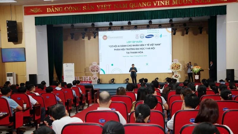 Thanh Hóa: Tập huấn “Cơ hội AI dành cho nhân viên y tế”