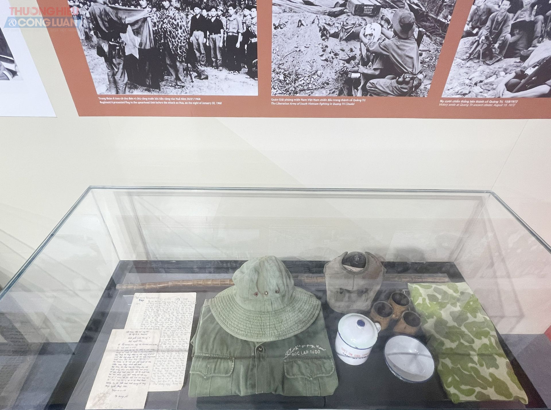 Triển lãm không chỉ tái hiện hào khí của mùa thu lịch sử năm 1945, mà còn là lời nhắc nhở thế hệ hôm nay và mai sau về giá trị thiêng liêng của độc lập, chủ quyền. Triển lãm không chỉ tái hiện hào khí của mùa thu lịch sử năm 1945, mà còn là lời nhắc nhở thế hệ hôm nay và mai sau về giá trị thiêng liêng của độc lập, chủ quyền.