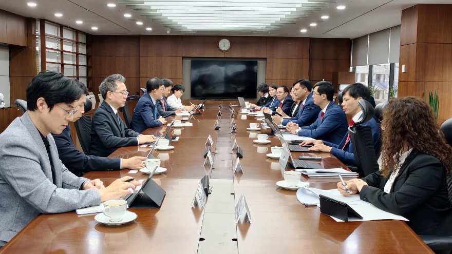 Hội đàm cấp cao giữa Agribank và Shinhan Bank tại Seoul Hội đàm cấp cao giữa Agribank và Shinhan Bank tại Seoul