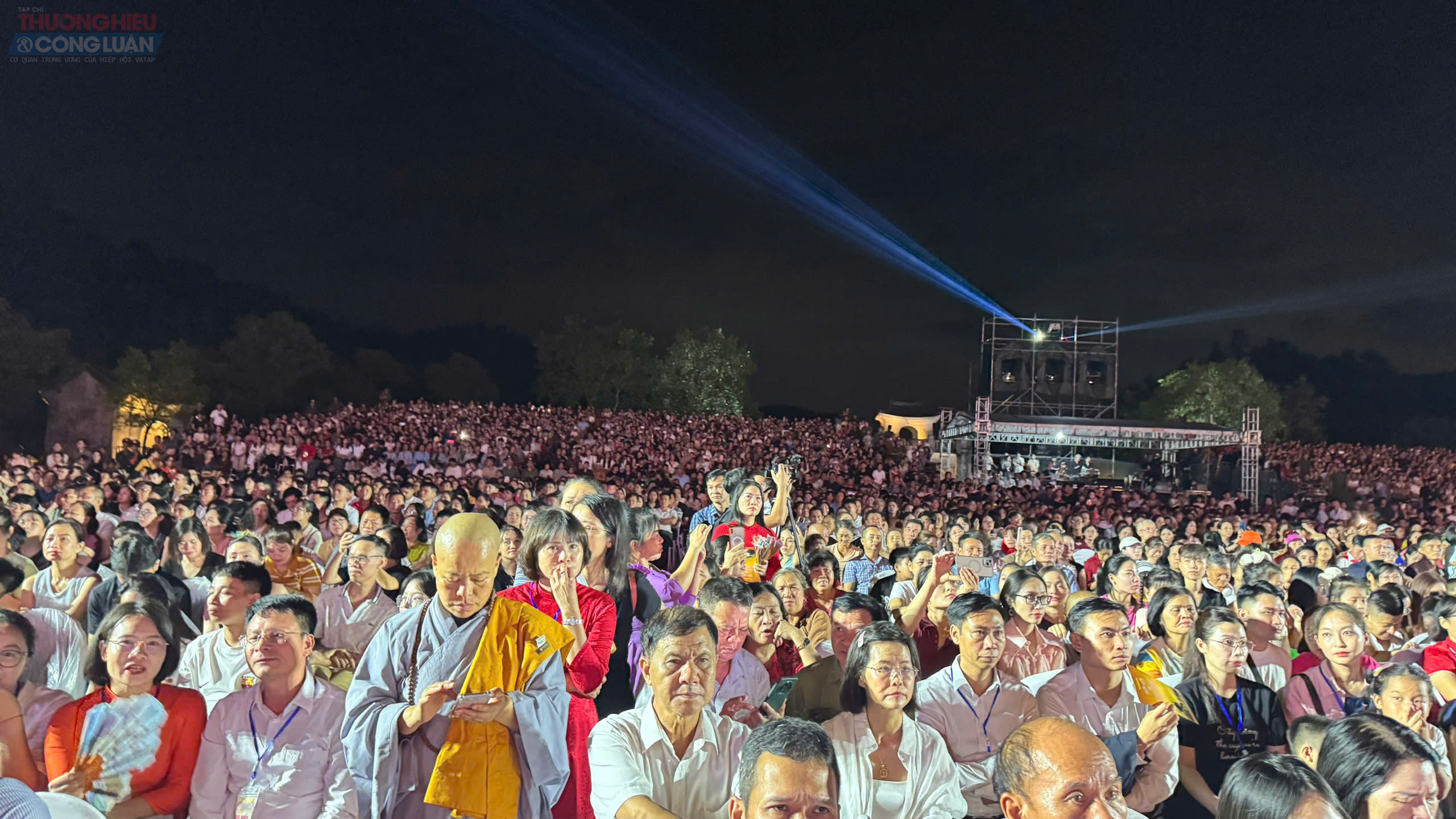 Chương trình thu hú đông đảo nhân dân, phật tử và du khách trong và ngoài tỉnh. Chương trình thu hú đông đảo nhân dân, phật tử và du khách trong và ngoài tỉnh.