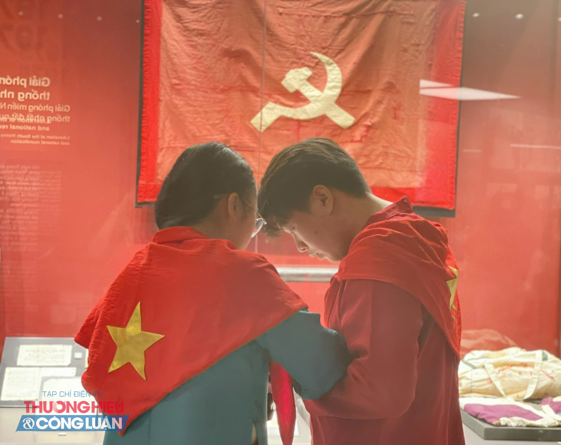 Giới trẻ tìm về Bảo tàng Lịch sử Quân sự Việt Nam để ‘chạm vào’ ký ức lịch sử, tình yêu đất nước âm thầm lớn lên