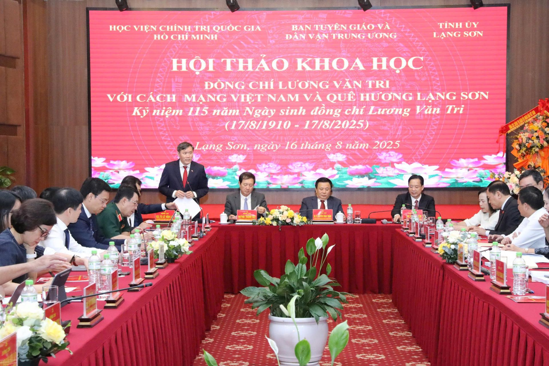 Quang cảnh hội thảo