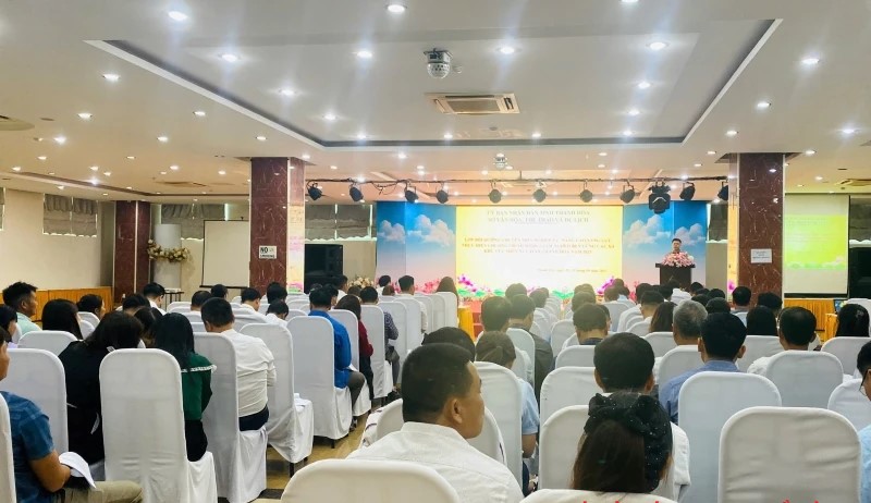 Toàn cảnh buổi tập huấn